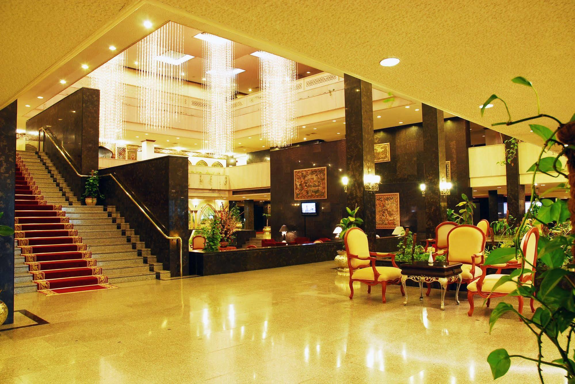 Hotel Dhahran International Exterior foto