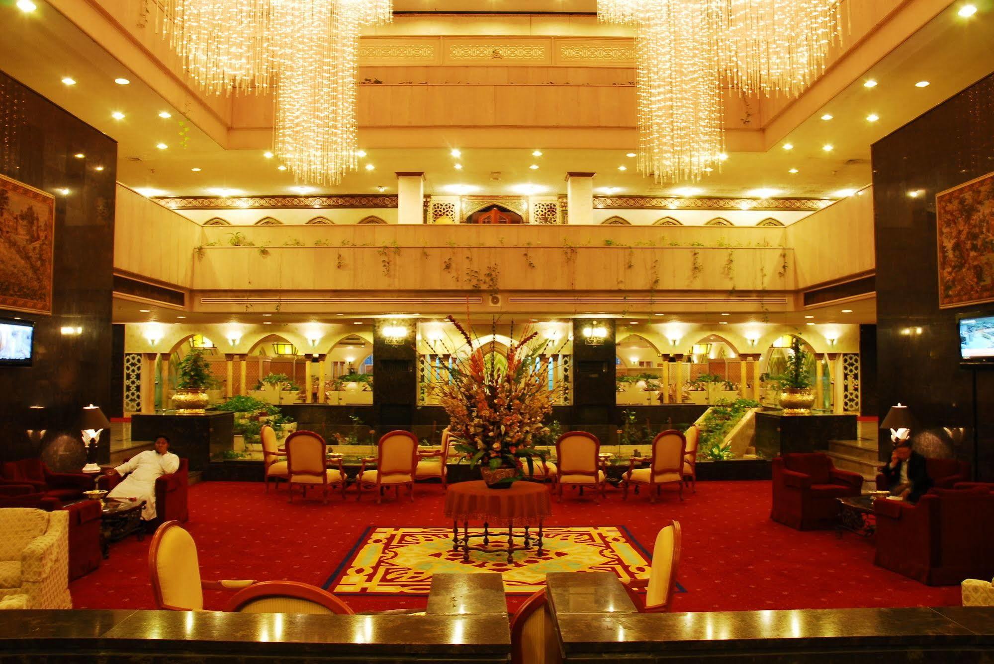 Hotel Dhahran International Exterior foto